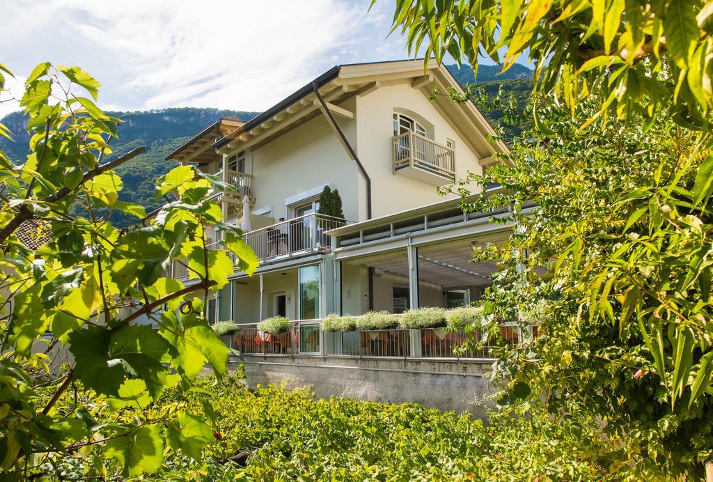 Hotel Residence Pernhof Tramin an der Weinstraße Exterior foto